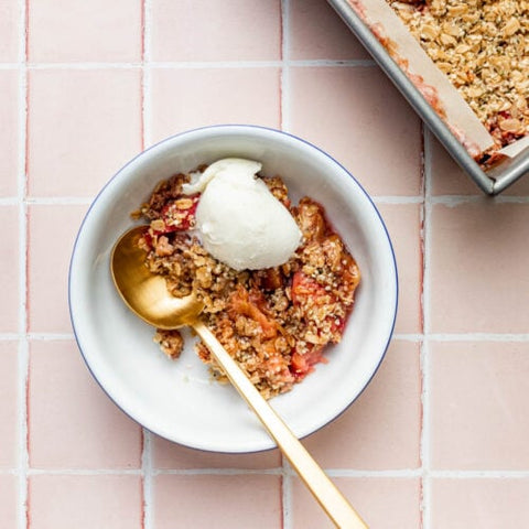 Mister Nosh GF Apple & Rhubarb Crumble 400g